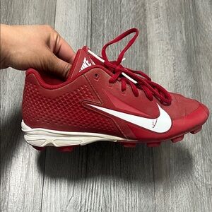Nike Vapor Strike MCS youth baseball or football cleats. /size 5Y